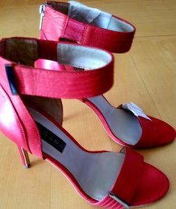 STEVEN by Steve Madden